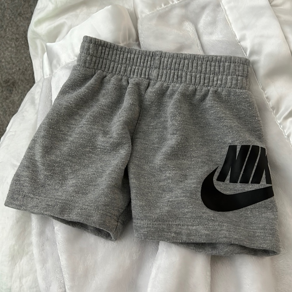 Nike toddler shorts
